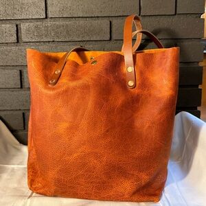 KMM & CO Leather Regular Tote in Orange Bison